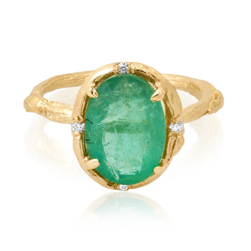 Oval Emerald Ring