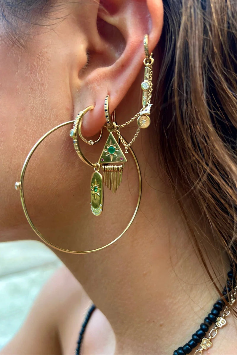 Dame Diamond Hoops in Gold