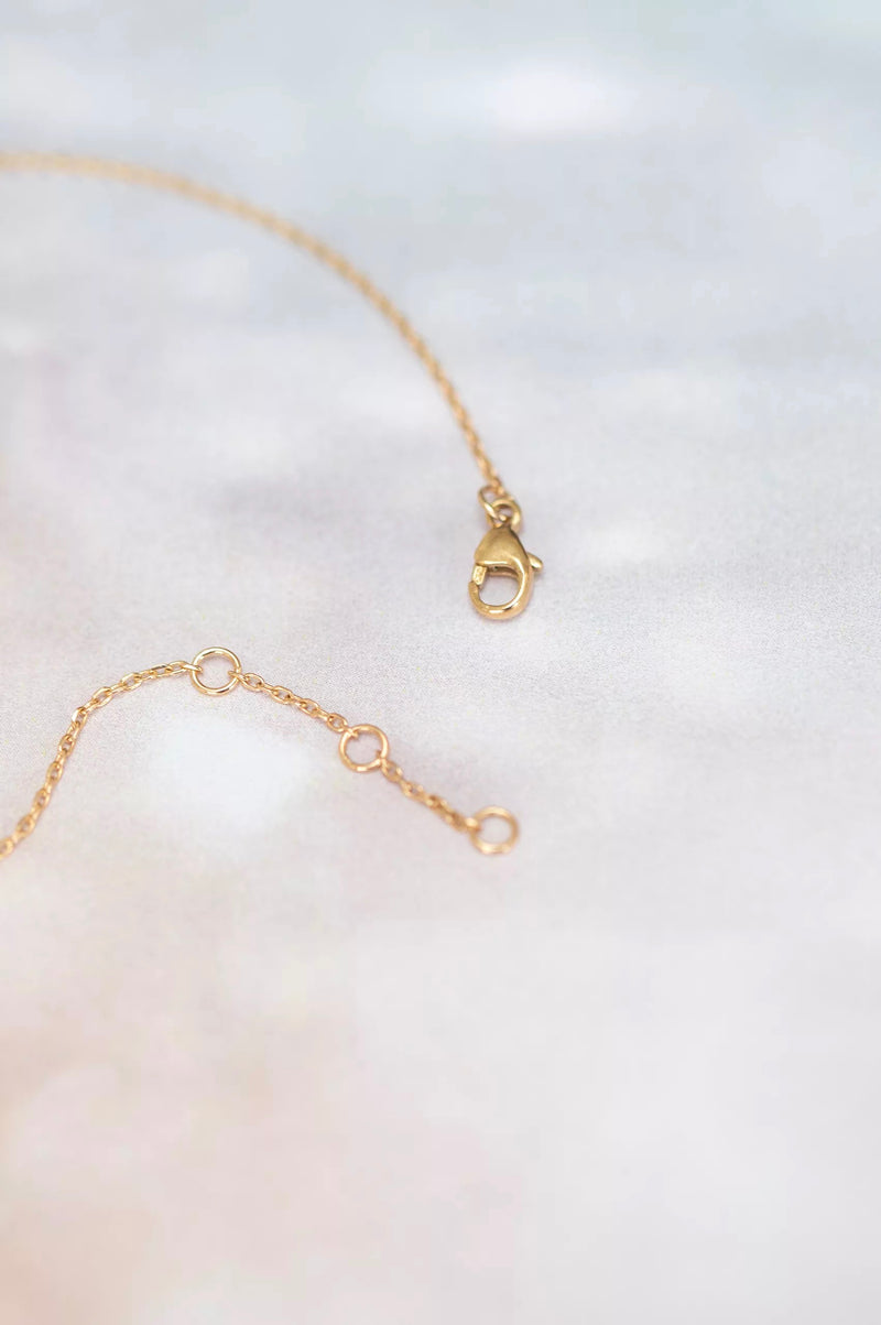 GREY DIAMOND EYE BRACELET