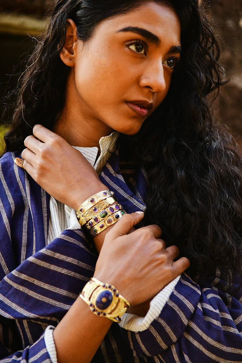 Elio bracelet deals