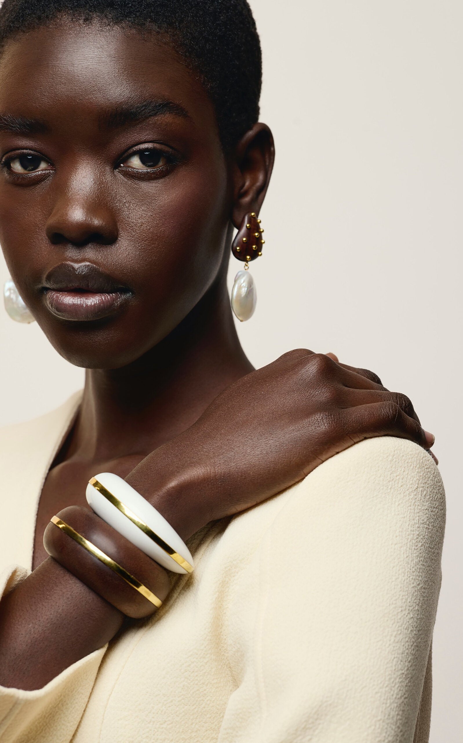 Halo Cuff White