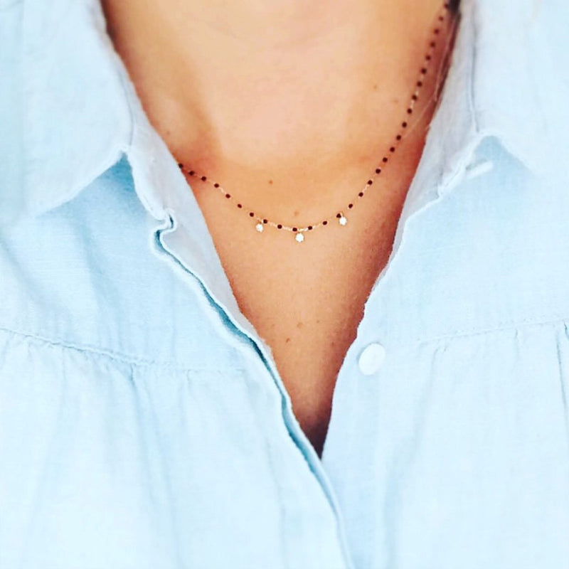 Mini Gigi Necklace with Three Diamonds