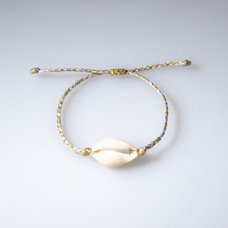 Shell String Bracelet